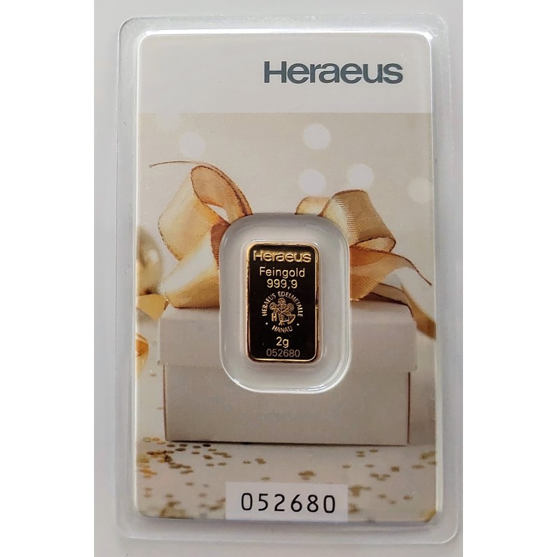 2-gramowa sztabka złota z mennicy Heraeus w specjalnym opakowaniu idealna na prezent na ślub, urodziny lub komunię
Sztabka umieszczona w oryginalnym opakowaniu z indywidualnym numerem seryjnym.