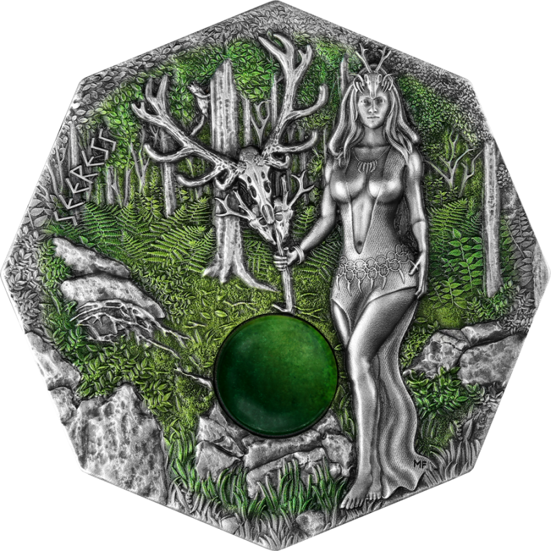2023 Witchcraft: Seeress otwiera kolekcję germańskich czarodziejek, które przepowiadały przyszłość, odstraszały złe duchy i miały rozległą wiedzę botaniczną. Jasnowidząca zajmowała wyjątkowe miejsce w sercach zarówno bogów, jak i ludzi, a nawet potężny bóg Odyn szukał jej rady.
Moneta 2 oz Silver Ultra High Relief, wysyłana w oryginalnym opakowaniu wraz z certyfikatem